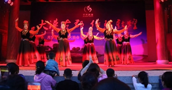 ����ȪС���ˇ�������